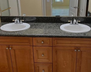 10910 Serafina Ln - Photo Thumbnail 2