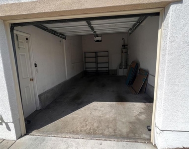 10910 Serafina Ln - Photo Thumbnail 4