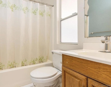 11485 Spitfire Rd - Photo Thumbnail 15
