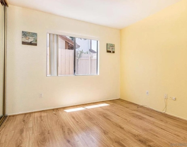 11485 Spitfire Rd - Photo Thumbnail 11