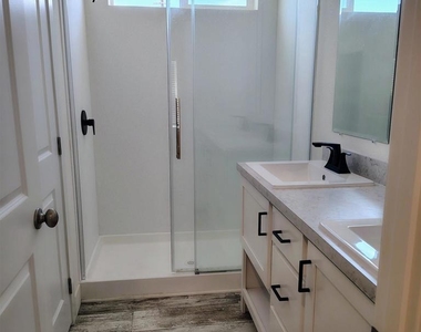 9441 Domer Rd - Photo Thumbnail 7