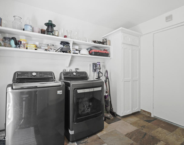 2355 Stormcroft Court - Photo Thumbnail 37