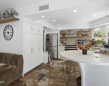 2355 Stormcroft Court - Photo Thumbnail 17