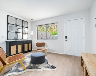 53680 Avenida Montezuma - Photo Thumbnail 13