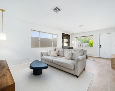 53680 Avenida Montezuma - Photo Thumbnail 18