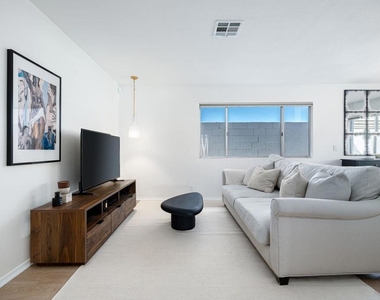 53680 Avenida Montezuma - Photo Thumbnail 17
