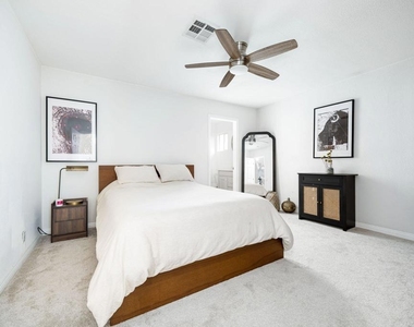 53680 Avenida Montezuma - Photo Thumbnail 32