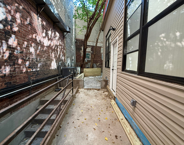 11 Marcus Garvey Boulevard - Photo Thumbnail 5