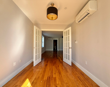 682 East 21st Street - Photo Thumbnail 6
