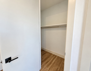 454 East 26th Street - Photo Thumbnail 17