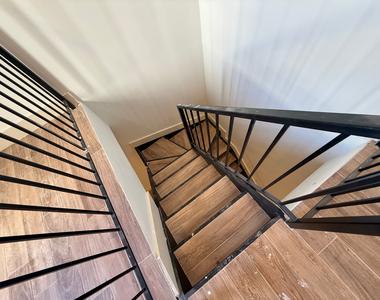 454 East 26th Street - Photo Thumbnail 8