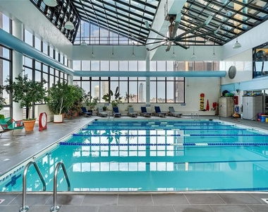 Waterside Plaza - Photo Thumbnail 10