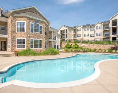 11727 Fairfax Woods Way - Photo Thumbnail 22
