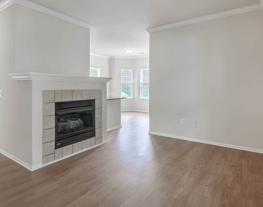 11727 Fairfax Woods Way - Photo Thumbnail 9