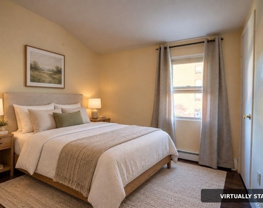 16504 Sayres Avenue - Photo Thumbnail 17