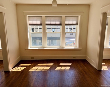 224 Main Street - Photo Thumbnail 14