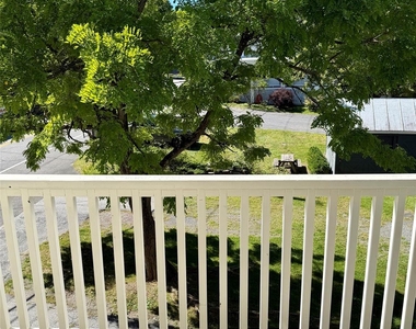 224 Main Street - Photo Thumbnail 20