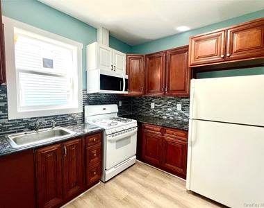 20 W Broome Street - Photo Thumbnail 8