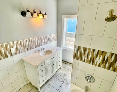 20 W Broome Street - Photo Thumbnail 12