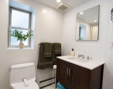 106 Pacific Boulevard - Photo Thumbnail 24