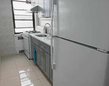 83-06 Vietor Avenue - Photo Thumbnail 1