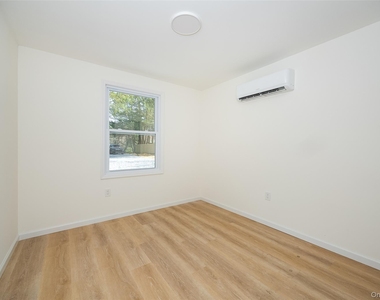 7 Eckelman Drive - Photo Thumbnail 11