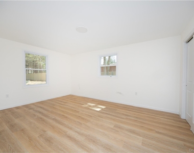 7 Eckelman Drive - Photo Thumbnail 7