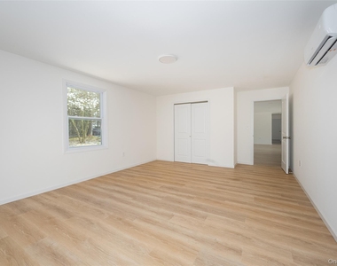 7 Eckelman Drive - Photo Thumbnail 14