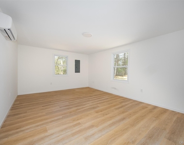 7 Eckelman Drive - Photo Thumbnail 13