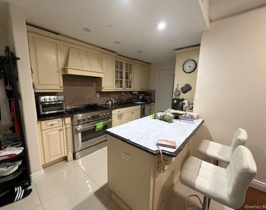 66-36 99 Street - Photo Thumbnail 8