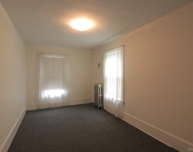 75 Maple Street - Photo Thumbnail 7