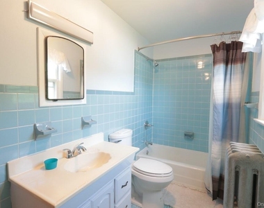 75 Maple Street - Photo Thumbnail 10