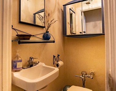 94-14 68th Avenue - Photo Thumbnail 6