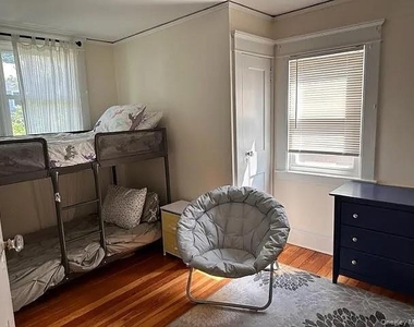 42 Sammis Street - Photo Thumbnail 6