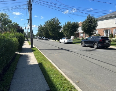 30 Woodside Avenue - Photo Thumbnail 15