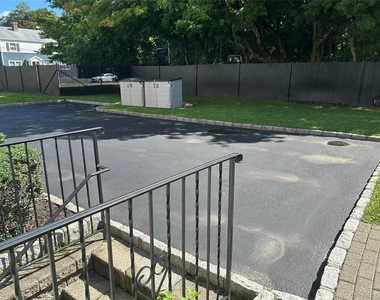 30 Woodside Avenue - Photo Thumbnail 14