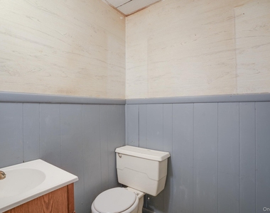 220 South Street - Photo Thumbnail 12