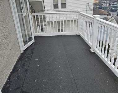 218 W Chester Street - Photo Thumbnail 10