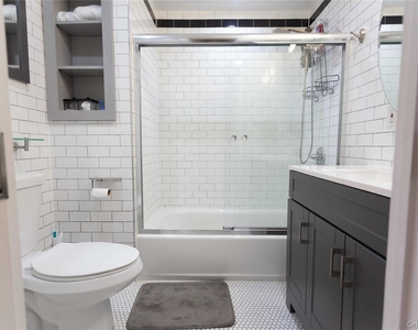 335 E Olive Street - Photo Thumbnail 12