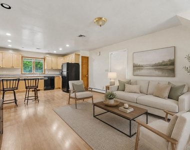 539 Elizabeth Road - Photo Thumbnail 3