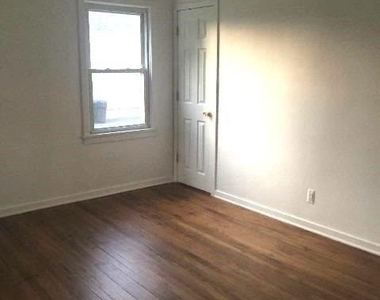 22 Gordon Avenue - Photo Thumbnail 2