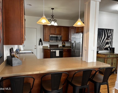 39 Doten Avenue - Photo Thumbnail 5