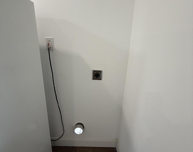 332-334 Duane Avenue - Photo Thumbnail 14