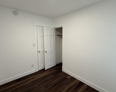 332-334 Duane Avenue - Photo Thumbnail 7