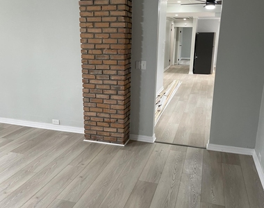 75 Union Street - Photo Thumbnail 4