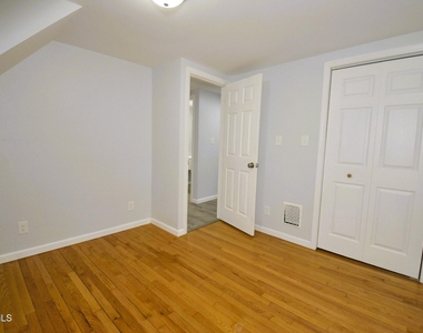 83 Osborne Road - Photo Thumbnail 10
