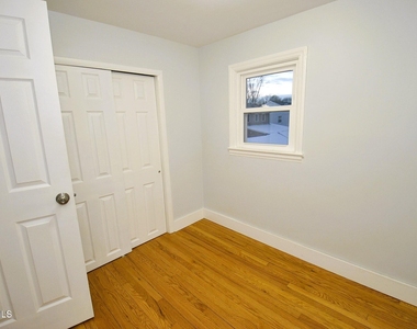 83 Osborne Road - Photo Thumbnail 9