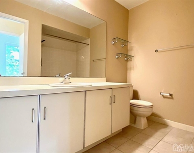 104 Nathan Drive - Photo Thumbnail 15
