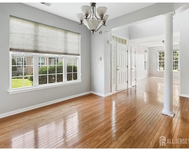 50 Wlodarczyk Place - Photo Thumbnail 18