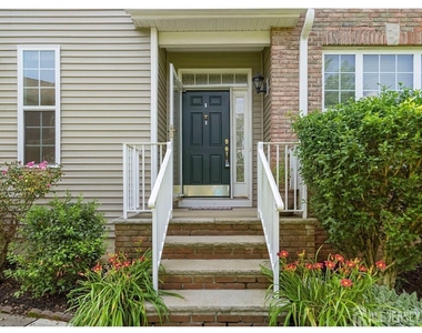 50 Wlodarczyk Place - Photo Thumbnail 2